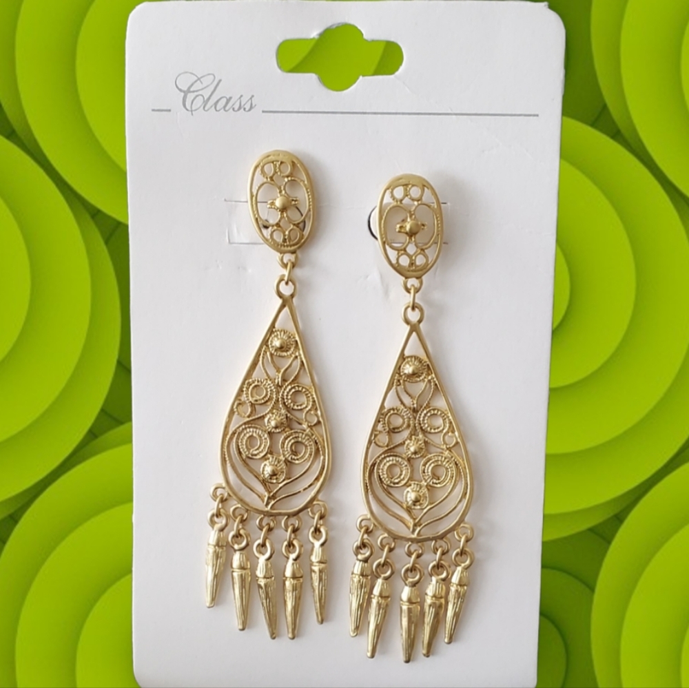 Gold platted earrings